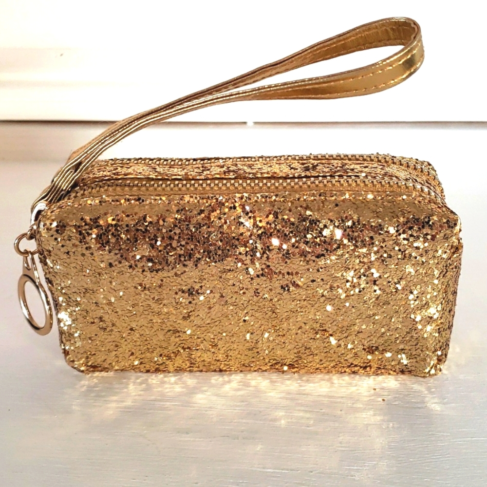 Kohls Gold Glitter Makeup Case NWOT